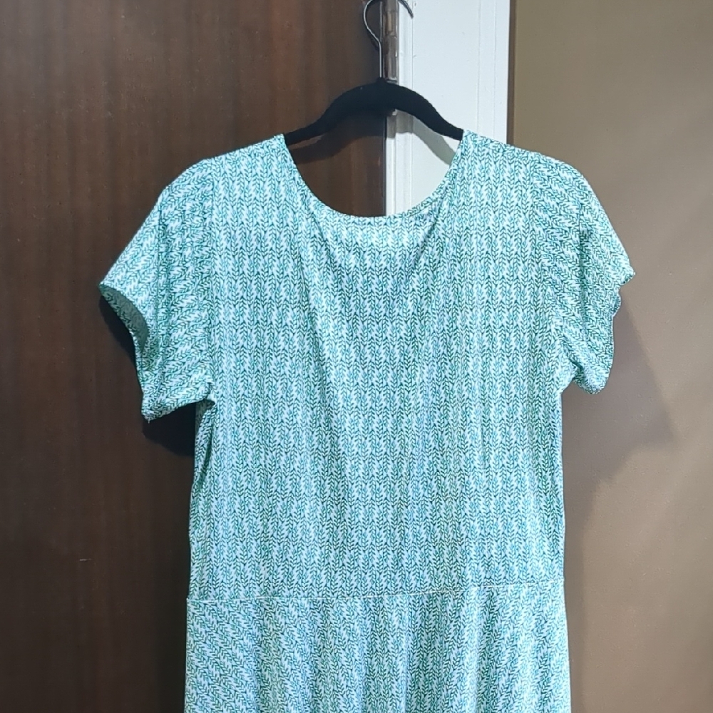 Elegant Green Patterned Women's Dress